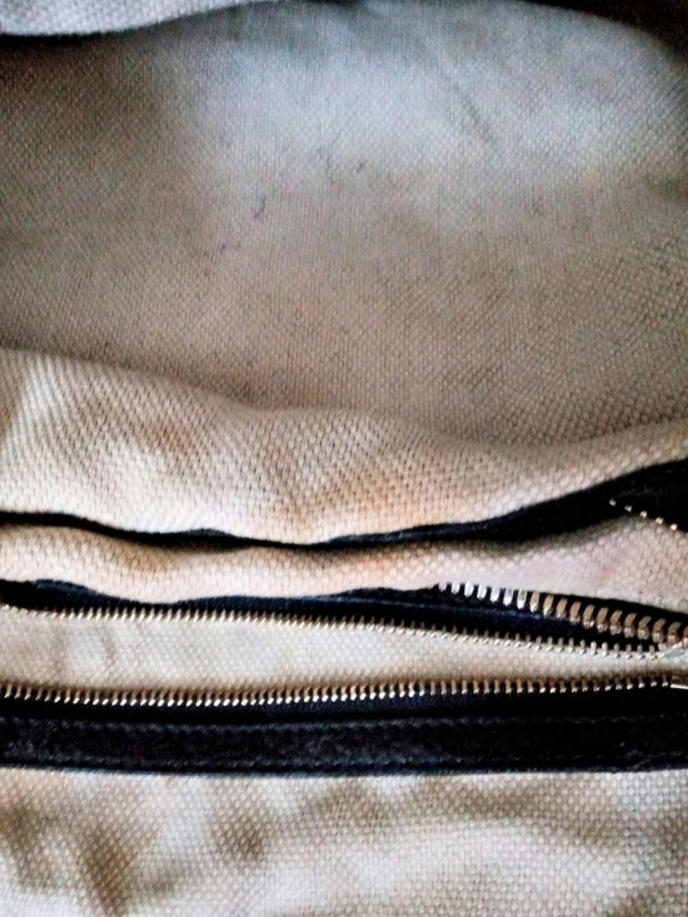 Gucci Soho Interlocking G Leather Tote Black - Picture 10 of 13